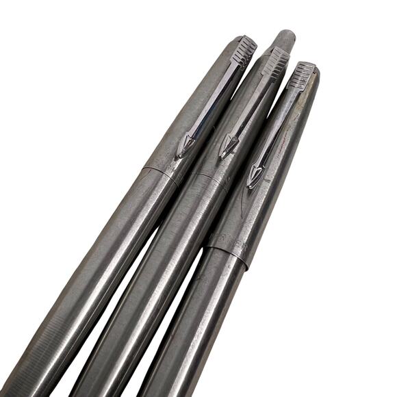 Vintage 70s Parker Pens 1 Jotter with 2 Twist Lock Ballpoint Silvertone Writing - Picture 9 of 9